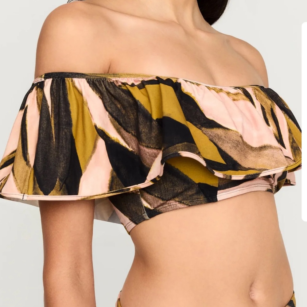 Marie Oliver Emily bikini top in tropical sand NWT size M